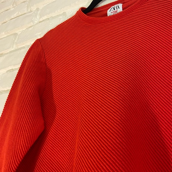 ZARA Ribbed Women’s Sweater - Picture 2 of 6